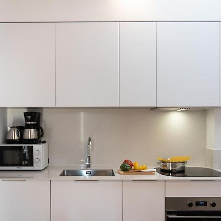 Feelathome Stadium Apartments L'Hospitalet de Llobregat Exteriör bild