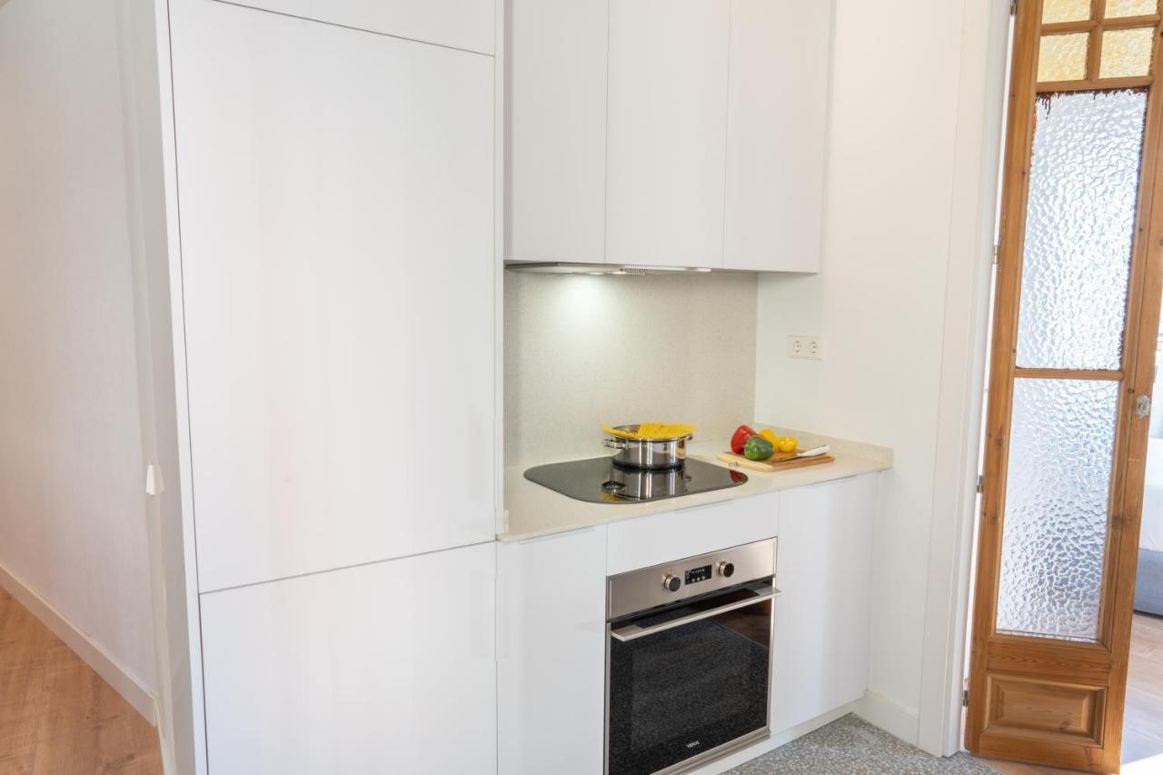 Feelathome Stadium Apartments L'Hospitalet de Llobregat Exteriör bild