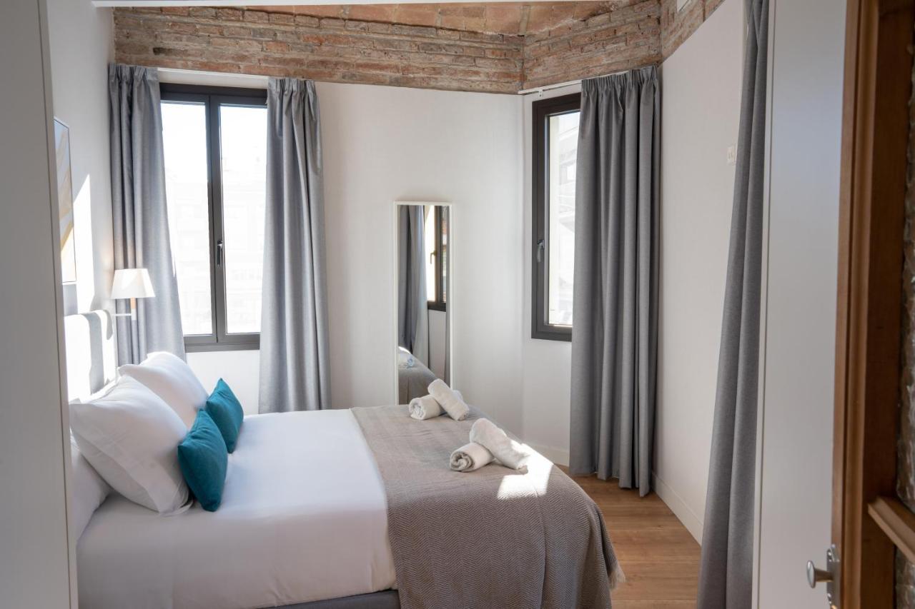 Feelathome Stadium Apartments L'Hospitalet de Llobregat Exteriör bild