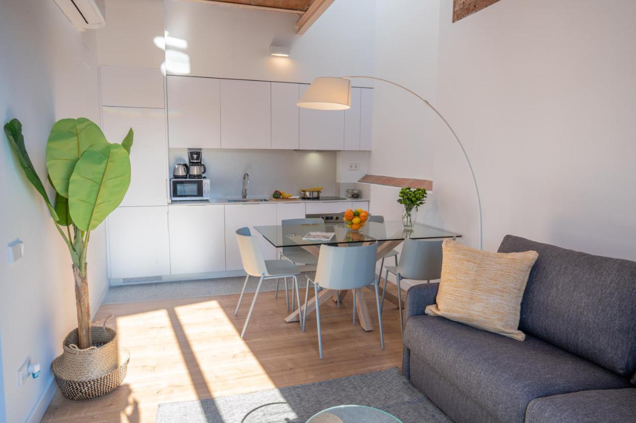 Feelathome Stadium Apartments L'Hospitalet de Llobregat Exteriör bild