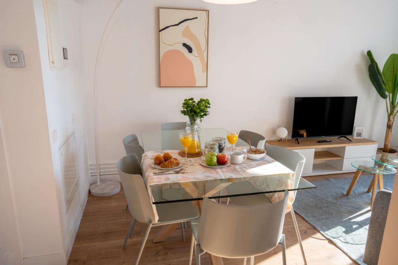 Feelathome Stadium Apartments L'Hospitalet de Llobregat Exteriör bild