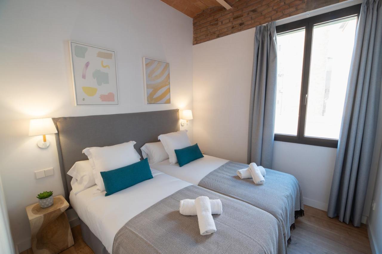 Feelathome Stadium Apartments L'Hospitalet de Llobregat Exteriör bild